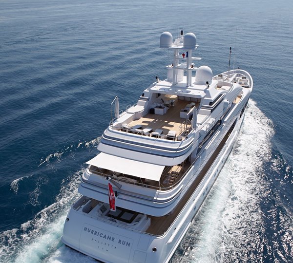 Yacht HURRICANE RUN, Feadship | CHARTERWORLD Luxury Superyacht Charters